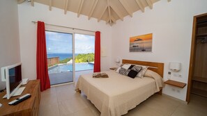 2 bedrooms, iron/ironing board, WiFi, bed sheets - Beautiful Cypraea Luxury villa (Flamands)