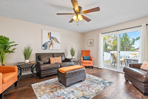 Cheerful Villa del Sol – 2BR duplex near Pismo & Oceano Dunes, Walk to Sand