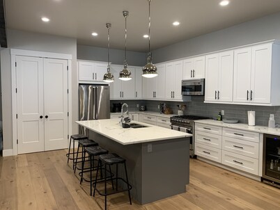 Rare Find - Newer Construction close to town & beach!