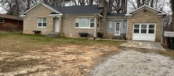 Vibrant 3BR Greensboro Home | Game Room & Yard