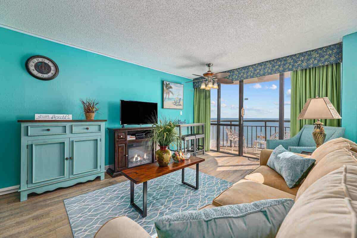 TV, lareira, escritórios