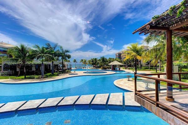 Deluxe Apartment | Pool | Outdoor pool