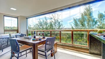 Apartamento luxo | Opções para refeição