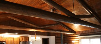 Log home just 32 miles to the east gate of Yellowstone National Park
