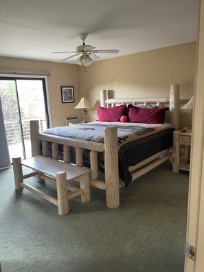 4 habitaciones, escritorio, tabla de planchar con plancha y wifi gratis