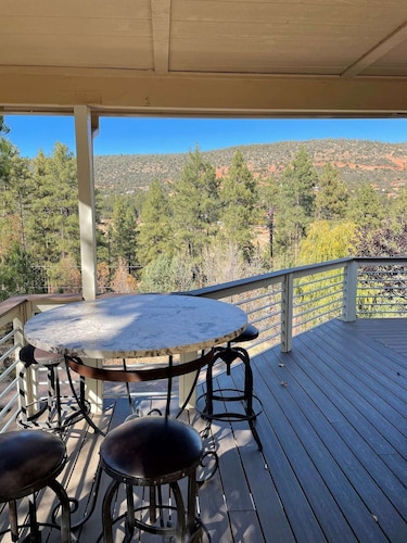 Private Starlit Hot Tub & Fire Pit: Serene Mountain Oasis: