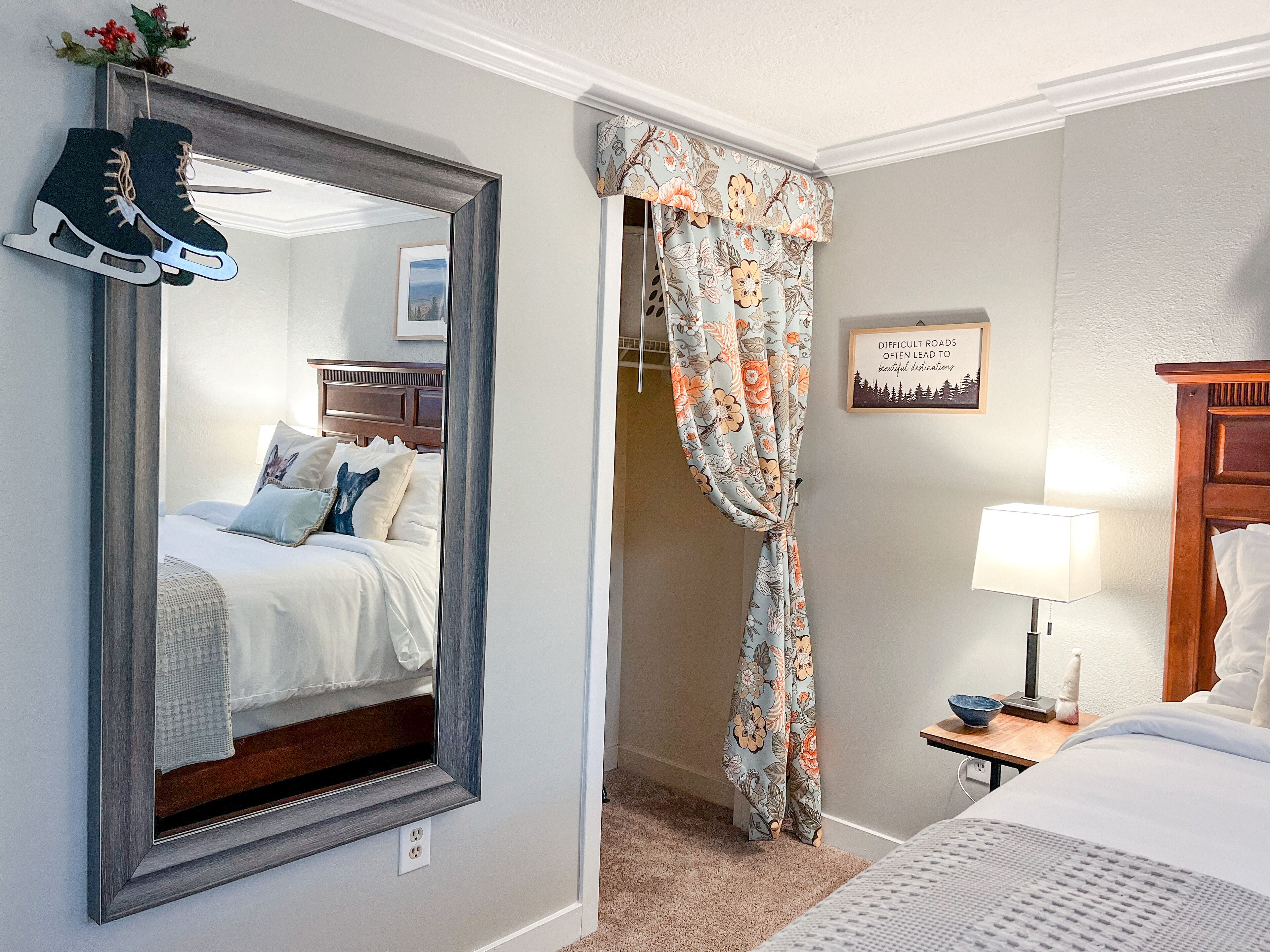 Incredible Condo, Next Door to Ski/Tubing/Golf/Tennis with Seasonal Mtn View!