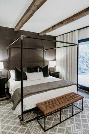 5 soverom, strykejern/-brett, reiseseng for barn og wi-fi (inkludert)