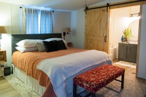 3 عدّة غرف نوم ومكواة/لوح كي وسرير سفر وواي فاي مجانًا