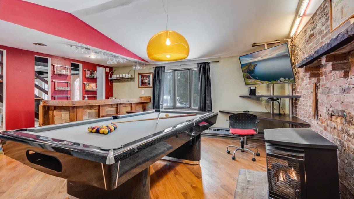 ⛷🏔Pocono Mountain | Cozy | Hot Tub | Ping Pong |🏂⭐️