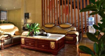 Q+ Treasure Palace Hotel