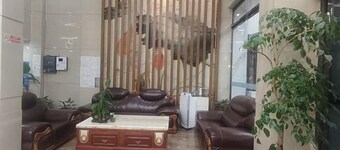 Q+ Treasure Palace Hotel