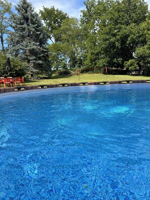 Outdoor pool - Cabin by Keomah State Park: Swimming Pool, Hot Tub Patio, Game Room, Trails (Oskaloosa)