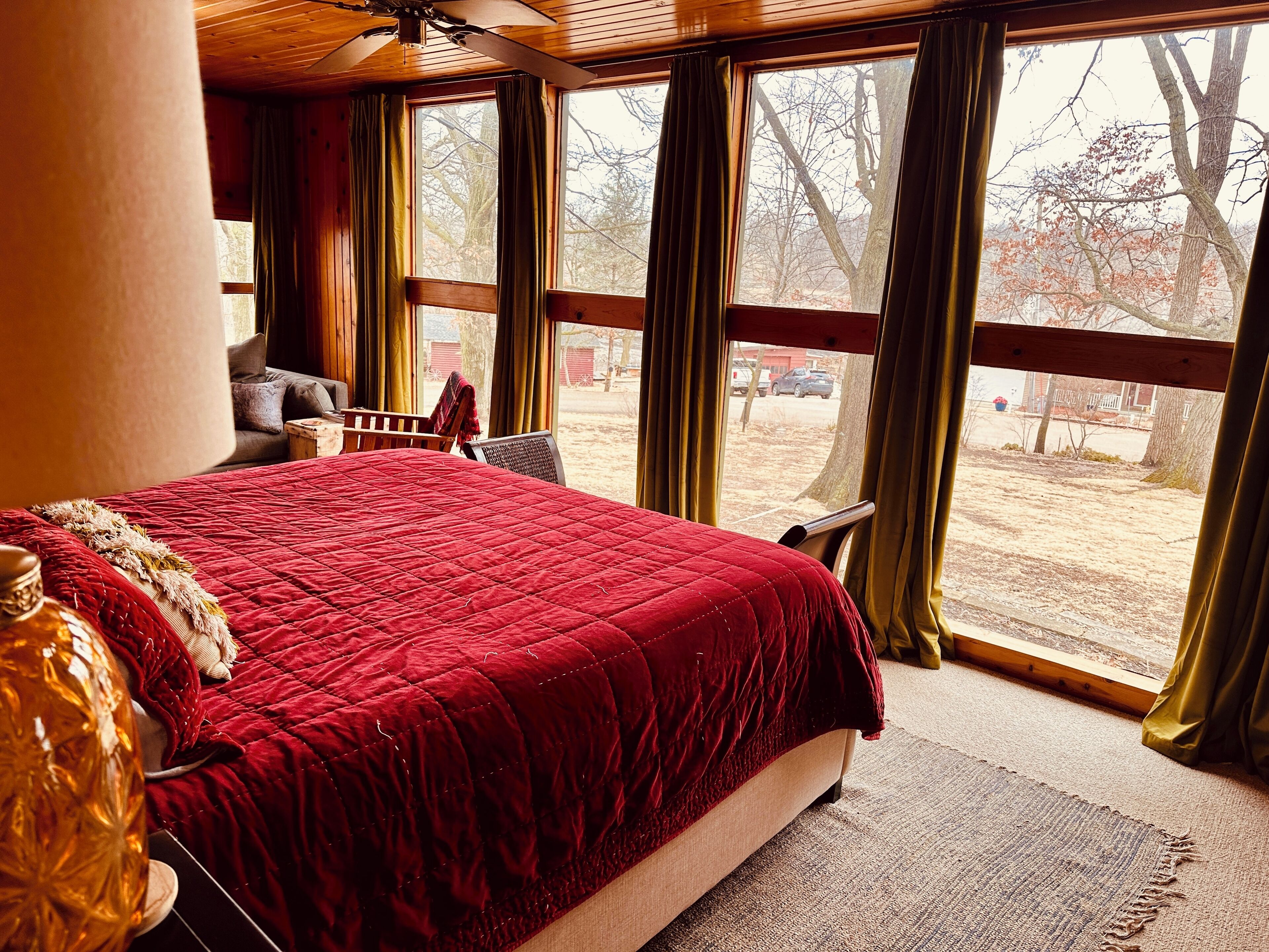 4 habitaciones, tabla de planchar con plancha y wifi gratis 