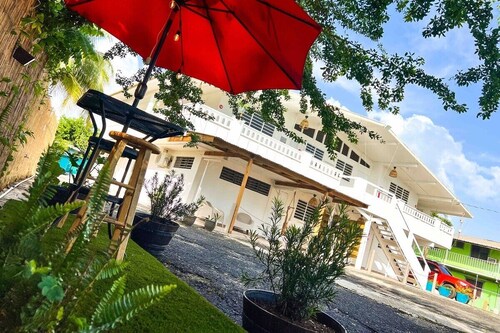 3.7 Three Hats Living at Bohemian Casona Cabo Rojo