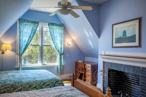 7 bedrooms, desk, iron/ironing board, free WiFi