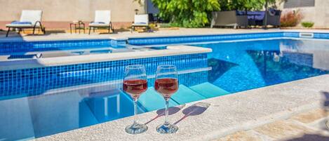 Et oppvarmet basseng