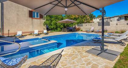 Holiday home Tower with private pool, sauna and quads