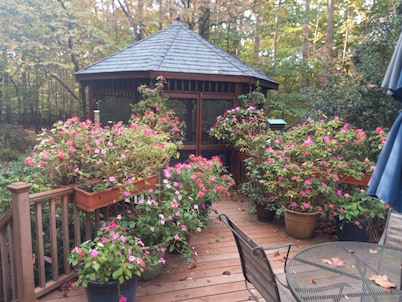 2715 sq ft house on secluded, wooded lot in Hillsborough, NC