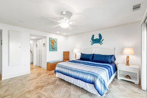 3 chambres, matelas mémoire de forme, fer et planche à repasser