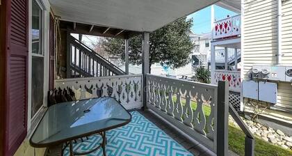 Cute Beach Condo - walking distance to the beach and boardwalk!