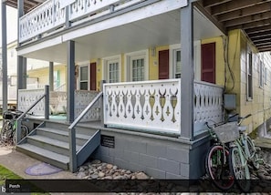 Exterior detail - Cute Beach Condo - walking distance to the beach and boardwalk! (Ocean City)