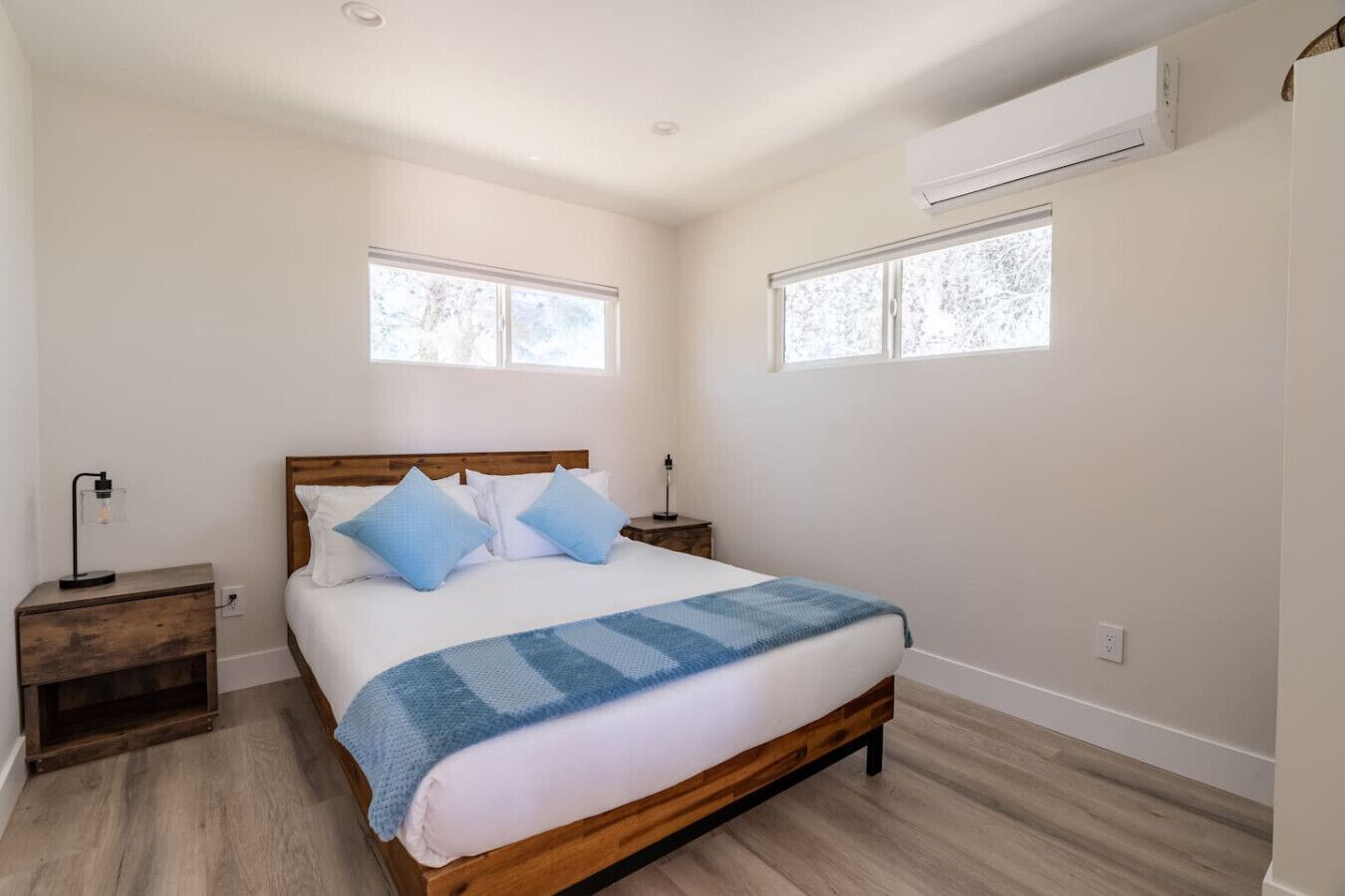 熨斗/熨衣板、免费 WiFi、床单