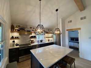 Fridge, microwave, oven, stovetop - The Ashepoo House at Eden at Gracefield (Walterboro)