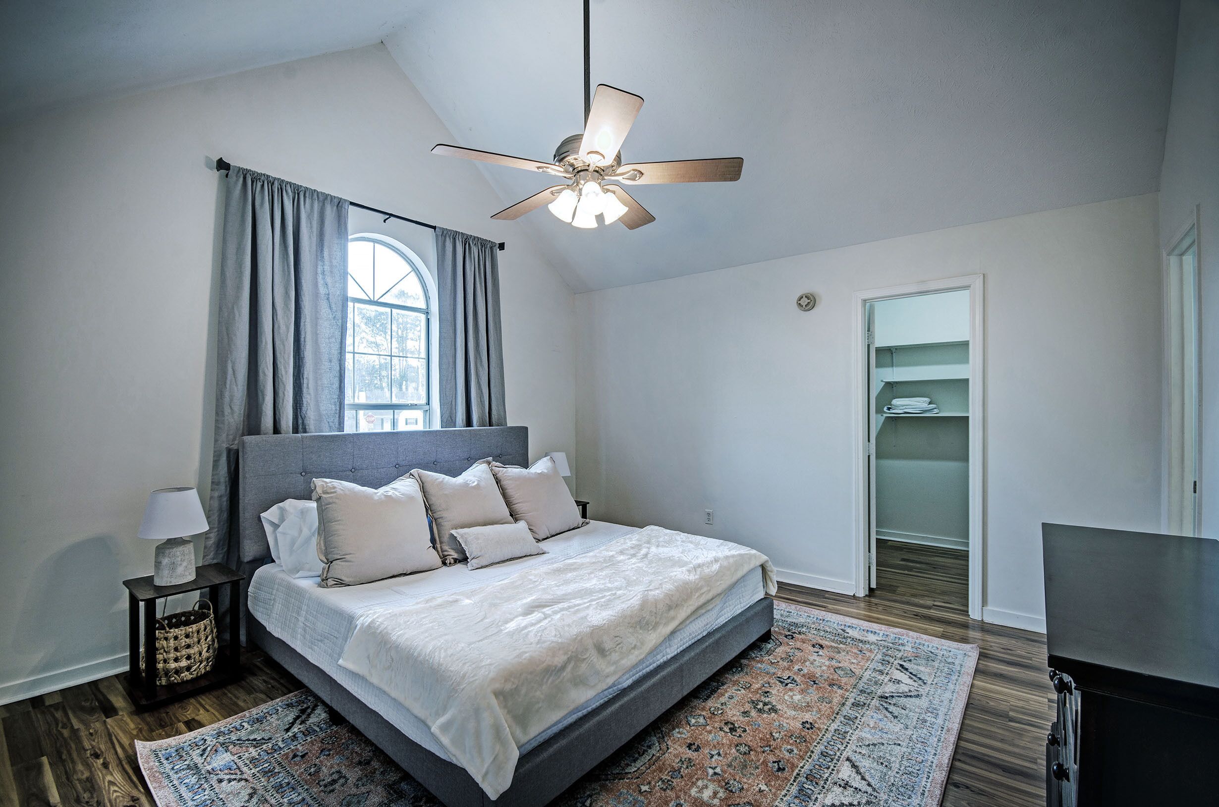 Quiet Getaway Near the Reservoir