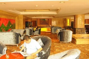 Lobby lounge - Bishui Lantian Hotel (Jing County)