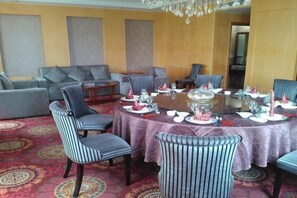Restaurant - Bishui Lantian Hotel (Jing County)