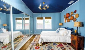 4 bedrooms, desk, iron/ironing board, free WiFi