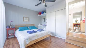 2 Schlafzimmer, Schreibtisch, Bügeleisen/Bügelbrett, kostenloses WLAN