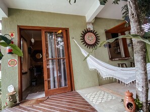 Romantic Studio Suite | Lanai