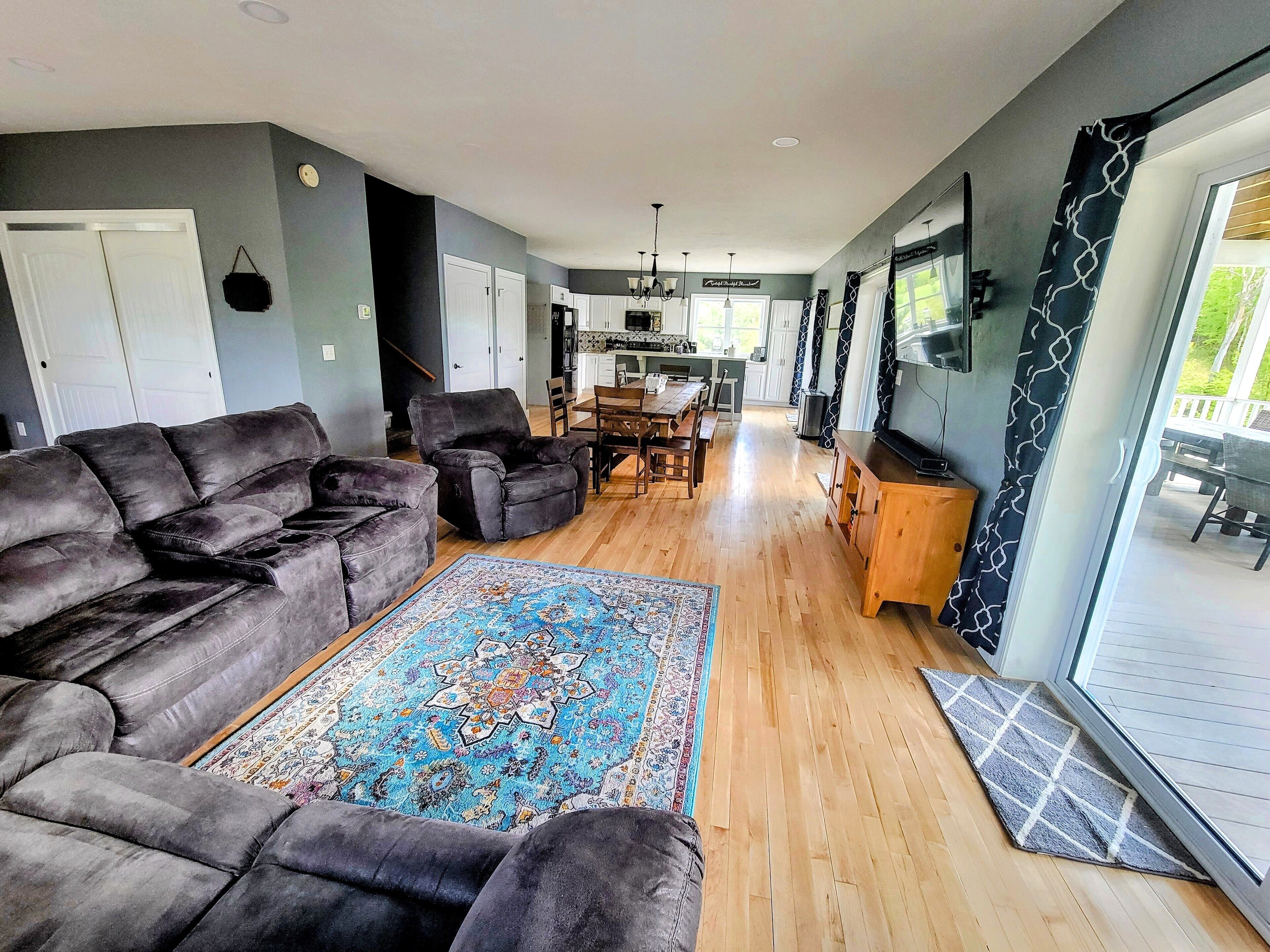 New Three Story Beach House on Beautiful Clear Lake!