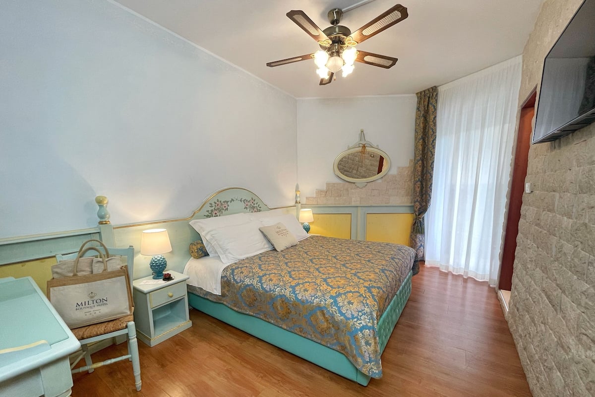 Deluxe Double Room | In-room safe, desk, laptop workspace, blackout curtains
