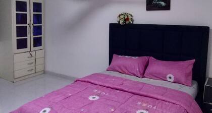 TOSH, Sitting Room with Bedroom Ensuite