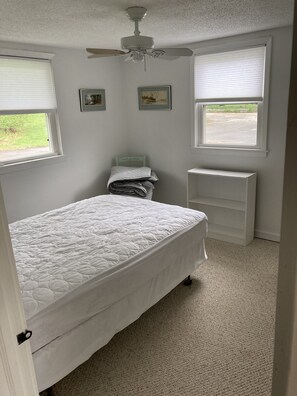 3 habitaciones, tabla de planchar con plancha y wifi gratis