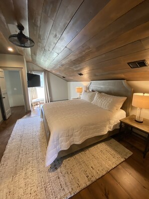 2 dormitorios, tabla de planchar con plancha, wifi gratis y ropa de cama