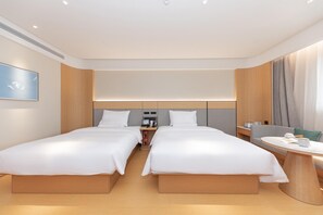 Unclassified image, 4 of 40, button - Ji Hotel (Kaifeng)