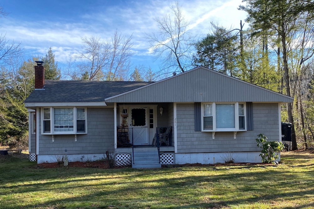 Direct Water Access to Lake! w/ Boat Dock, Heat, AC, Cable TV & Internet