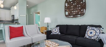 Cozy Beach Retreat on Bolivar Peninsula