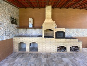 Property grounds - House in Arraial do Cabo (Figueira) with sea view. Serves 9 people. PARADISE. (RJ)