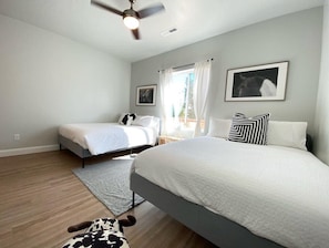 3 bedrooms, desk, iron/ironing board, travel crib