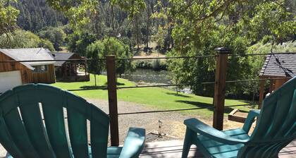 Klamath River Ca Treehouse