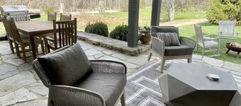 Picturesque cottage tucked into an undisturbed valley in the Pisgah