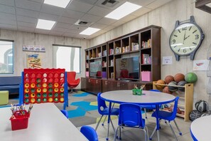 Children’s area - Marriott Desert Springs Villas I - STUDIO + Kitchenette + Full Bath  Sleeps 4 (Palm Desert)