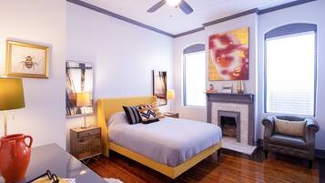 2 bedrooms, desk, free WiFi, bed sheets