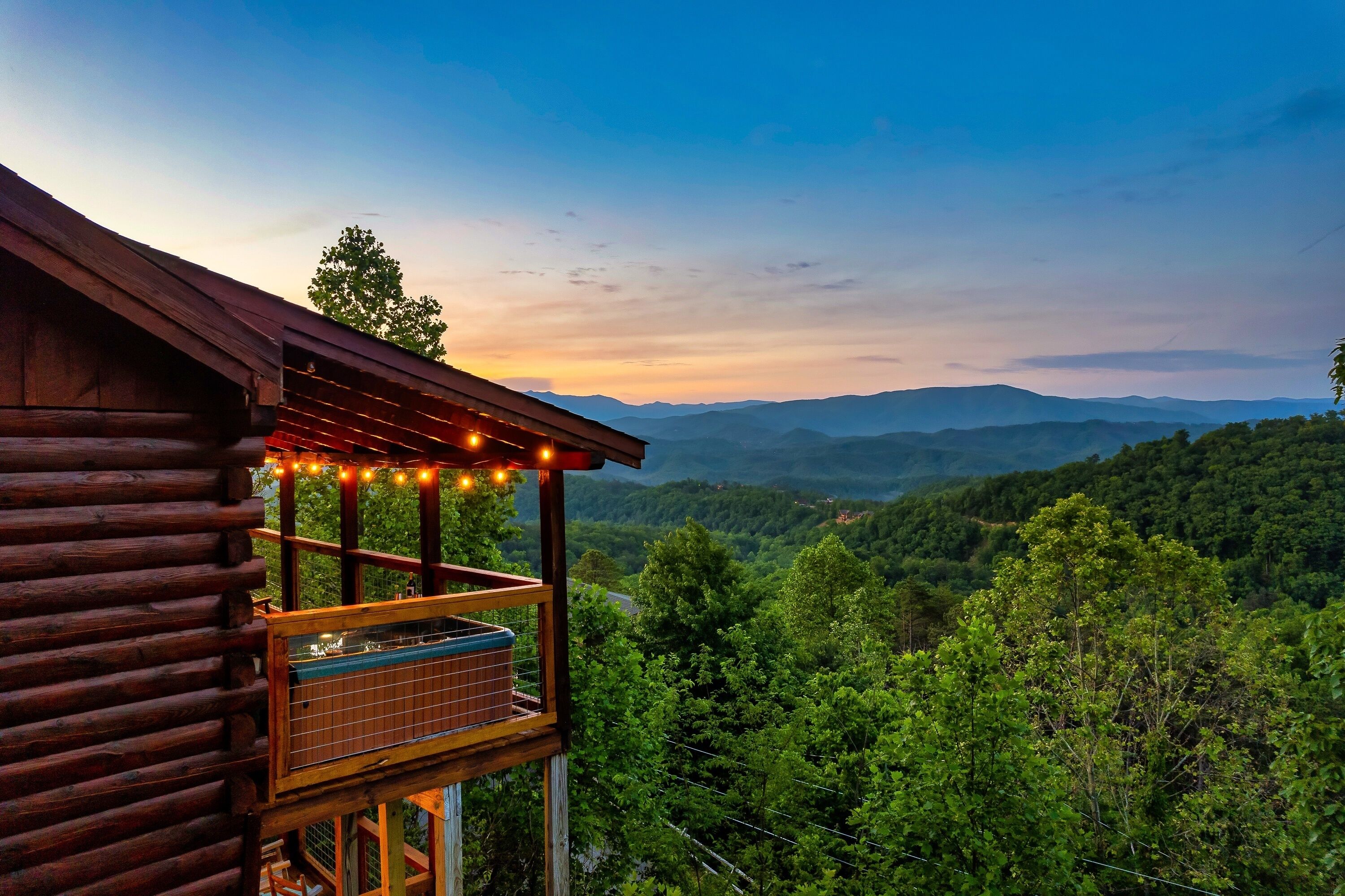 Amazing Views ⛰ | Private and Romantic ❤️ | Hot Tub