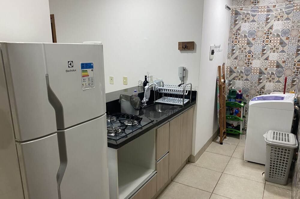 Ap 1 - Comfortable, complete apartment with garage
